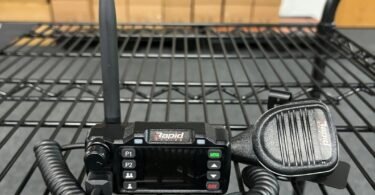 Why A Walkie Talkie With Rugged Design Matters For Outdoor Events And Construction